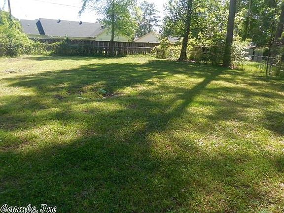 2nd image of 1006 Jones Dr