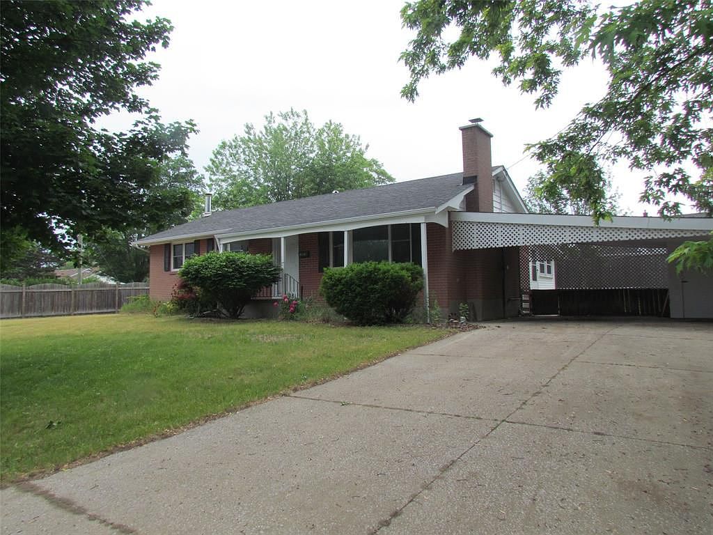 1081 Lockhart Cir, Sarnia, ON N7S 2E4 Zillow