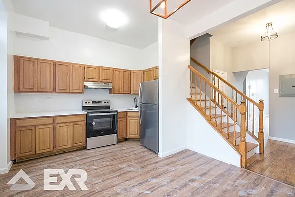 Rented by EXR | media 3