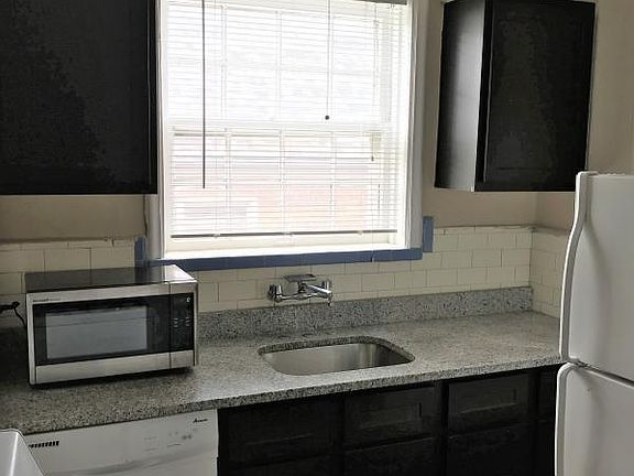 4th image of 7520 York Dr APT 2SW