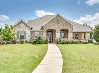 900 Valley Ridge Ct, Burleson, TX 76028