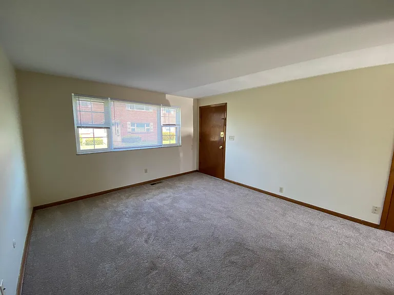 4976 Arbor Village Dr #2 — Photo 7