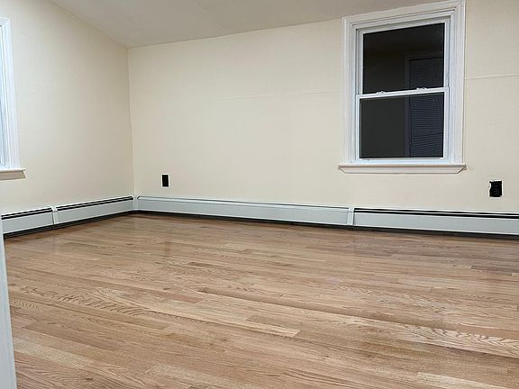 4th image of 89 Lebanon St #2