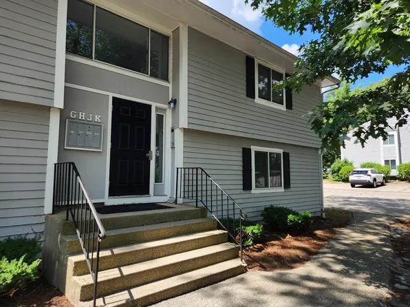 6 Beals Cove Rd APT H, Hingham, MA 02043