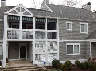 13 Lake Ave, Louisville, KY