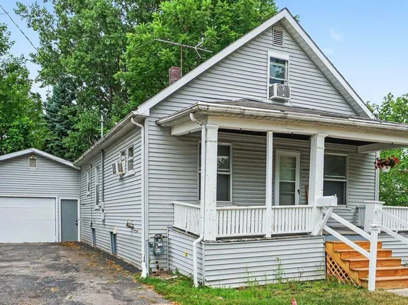 2018 N Woodbridge St, Saginaw, MI 48602