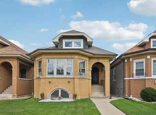 5328 W George St, Chicago, IL 60641