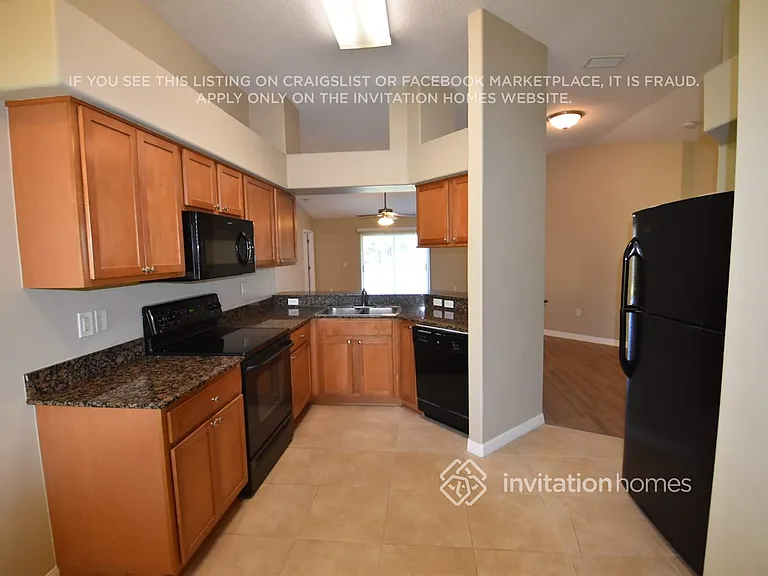 7205 Royal George Ct — Photo 4
