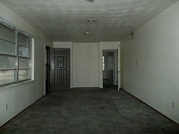 2nd image of 611 Park St