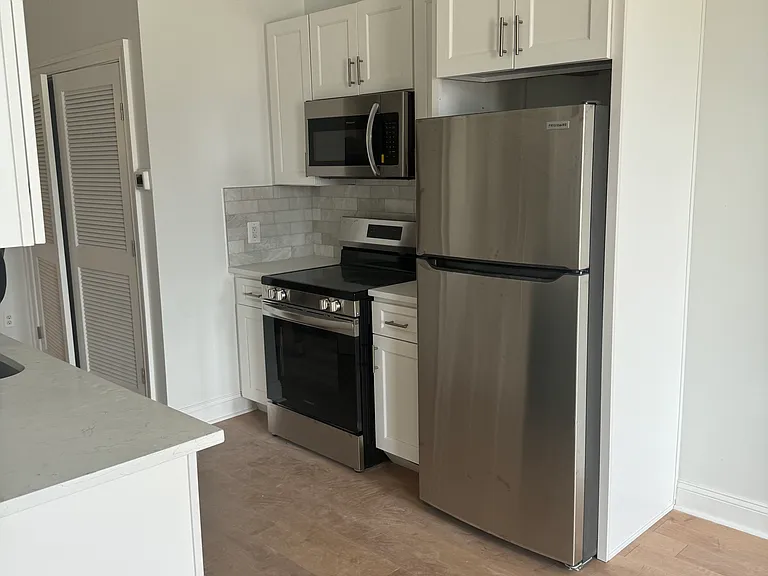 851 S 2nd St #412 — Photo 8