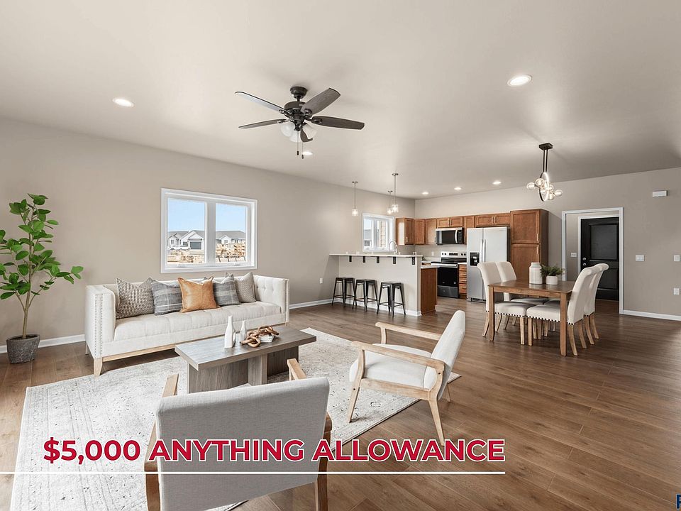 1st image of 706 W Opal Ln