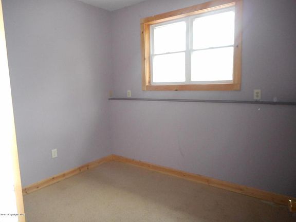2nd image of 123 Naomi Ln