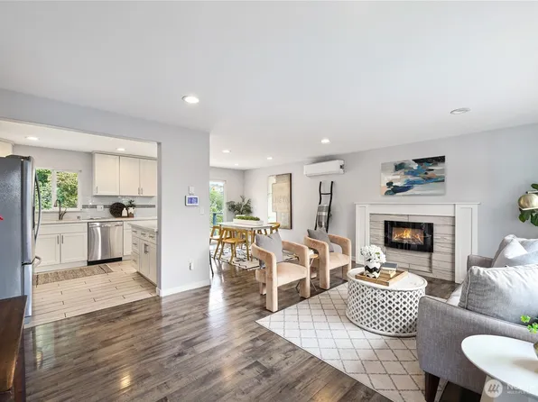 9642 13th Avenue SW, Seattle, WA 98106