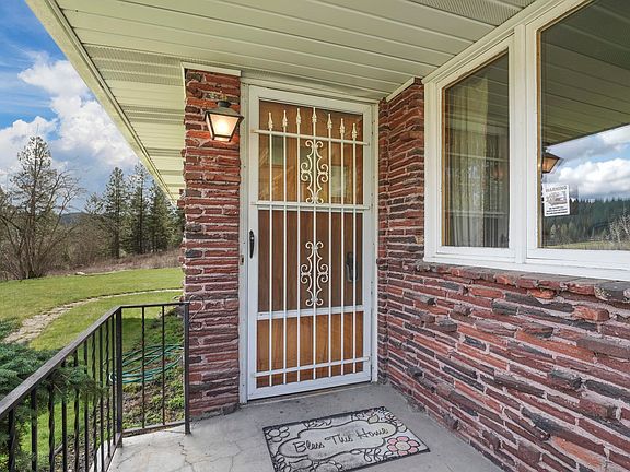 3rd image of 12904 E Sillman Rd