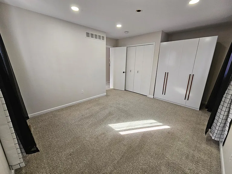 23434 Haynes St — Photo 15