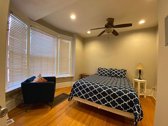5th image of 1115 N Emerson St APT 1