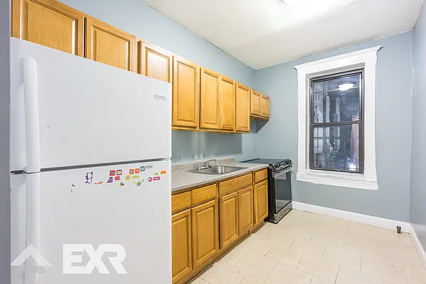 Rented by EXR | media 11