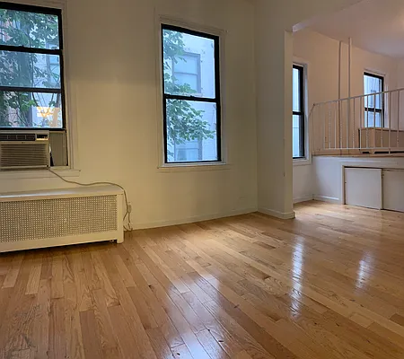 Rented by Living New York | media 22