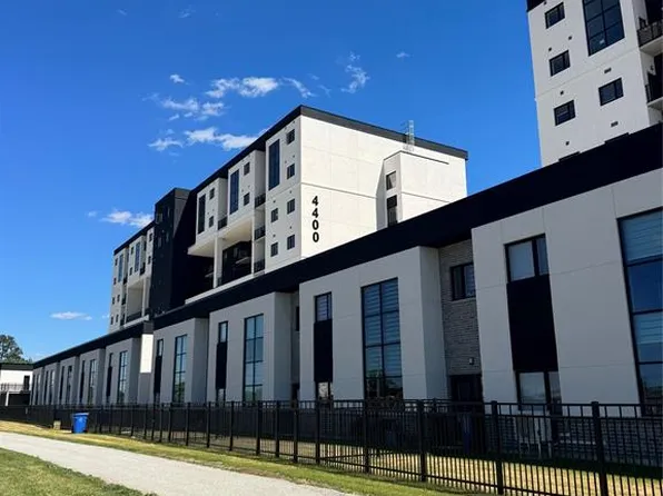 4400 Laurier Pkwy, Lasalle, ON