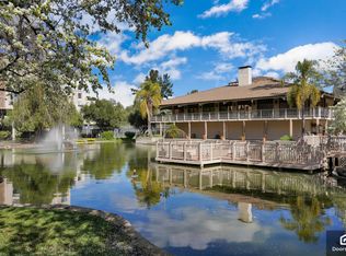 300 N Civic Dr APT 306, Walnut Creek, CA 94596