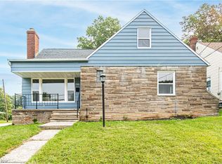 1745 Pontiac Dr, Euclid, OH 44117