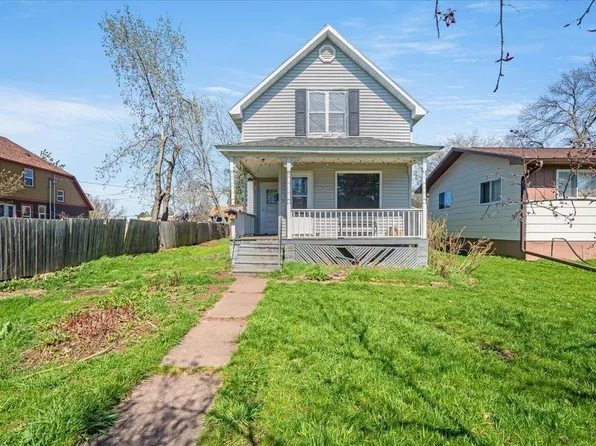 608 16th Ave W, Ashland, WI 54806