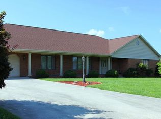 11 Aspen Dr, Daleville, VA 24083