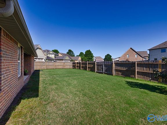 4th image of 7903 Gabriela Dr NW