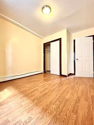 5th image of 14-05 McBride St #1