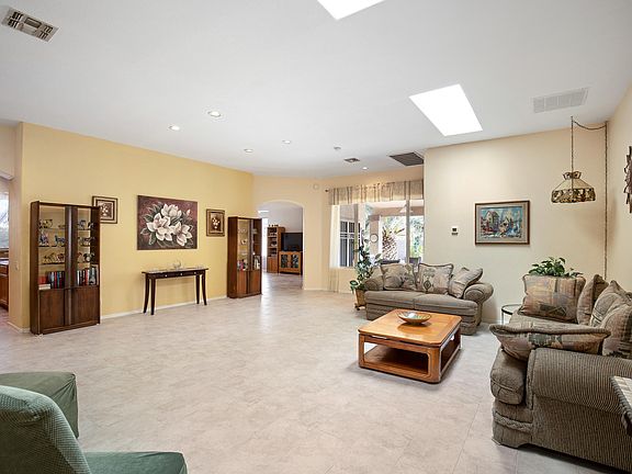 5th image of 8256 S Bluff Springs Ct