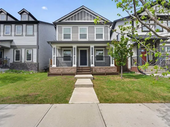 183 E Copperpond St SE, Calgary, AB T2Z 5B5