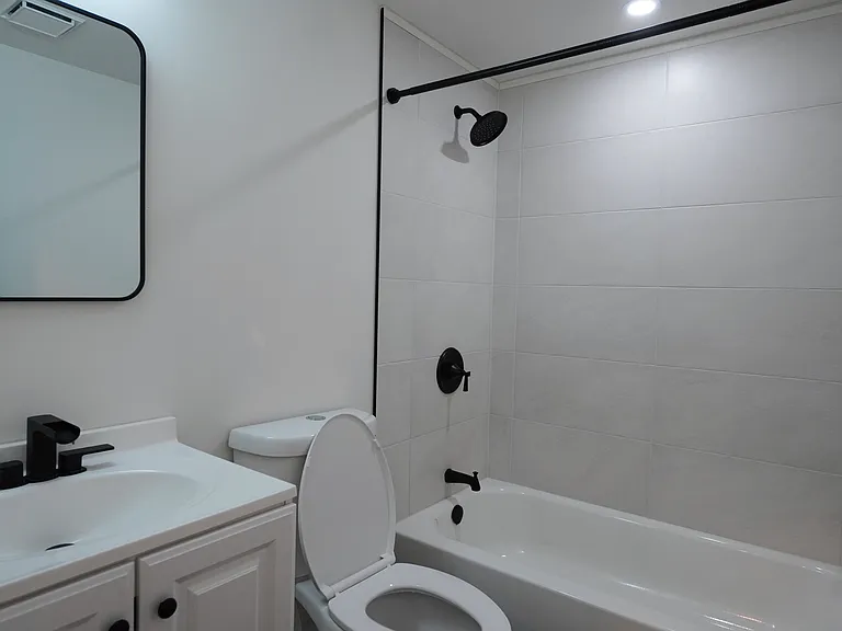 5117 N Fairhill St #1 — Photo 9