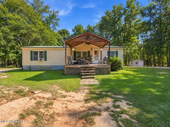 3805 Pricedale Dr SE, Summit, MS 39666