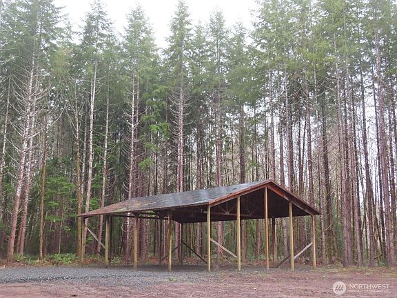 5th image of 2431 N River Road