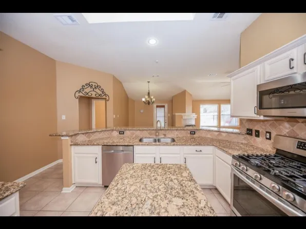 4530 Topaz Trail Dr, Sugar Land, TX 77479