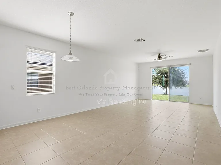 3912 Wind Dancer Cir — Photo 12