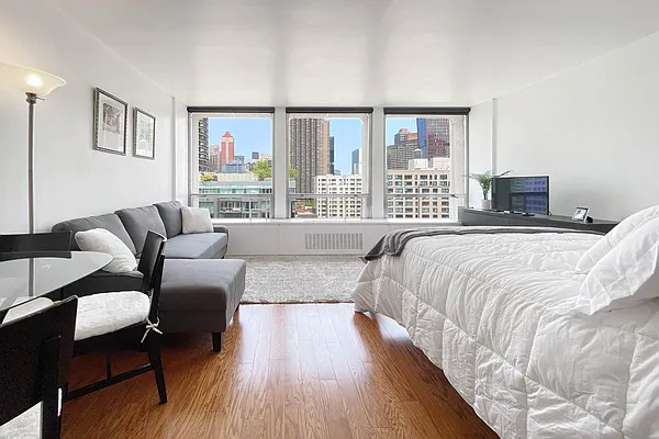 Rented by Compass | media 8