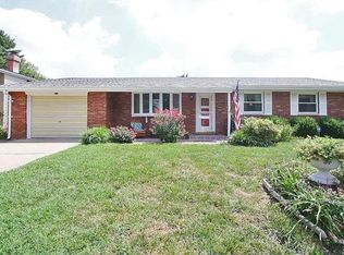 213 N Point Rd, Fairview Heights, IL 62208