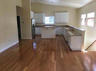 2707 E St, Sacramento, CA 95816