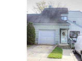 23 Georgetowne Rd, Lindenwold, NJ 08021