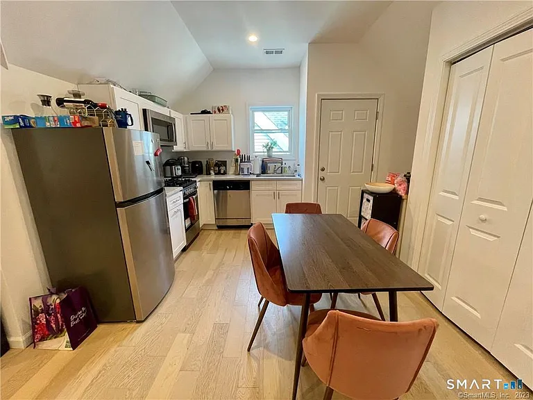 84 Lawrence St #3 — Photo 4