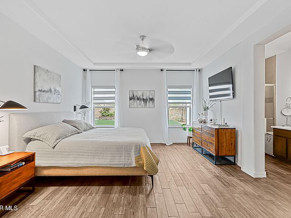 4th image of 13097 Cozy Cove Ave