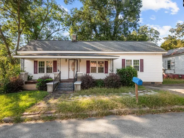 821 Crosson St, Newberry, SC 29108