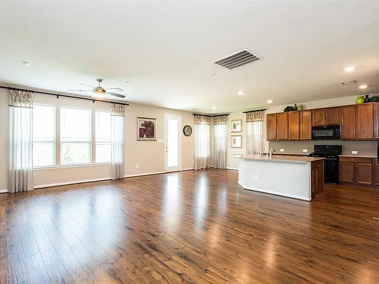 16303 Copperwood Run Way — Photo 5