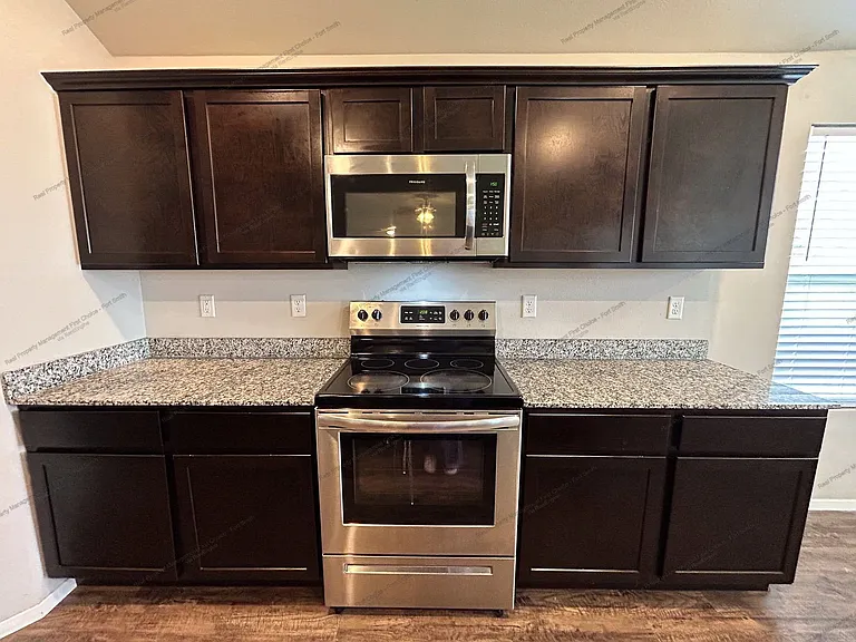 8015 Dogwood Dr — Photo 14
