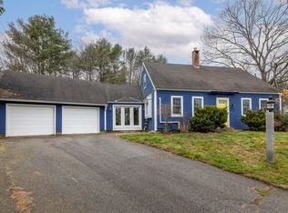 34 The Long And Winding Rd, Kennebunkport, ME 04046
