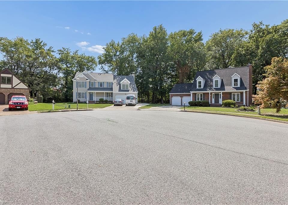 1st image of 20 Rhoda Ct