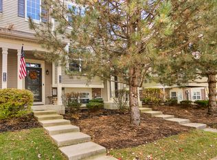 31677 N Tallgrass Ct, McHenry, IL 60051