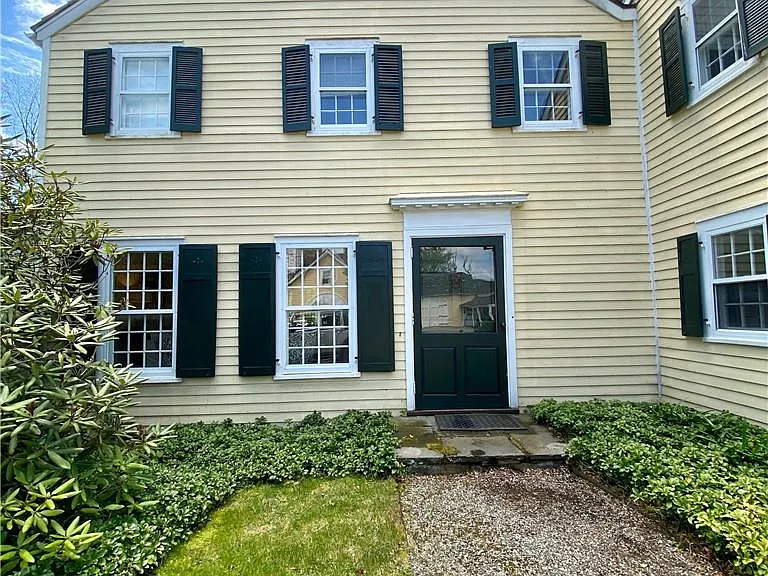 333 Hook Rd — Photo 5
