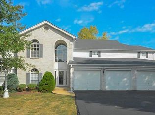 3679 Colonia Place Dr APT A, Saint Louis, MO 63125